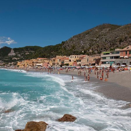 Fornaci 2 Rivieraholiday Pietra Ligure Exteriör bild